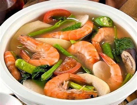  Sinigang na Hipon: Indulge Your Senses in a Symphony of Sour and Savory Delights!